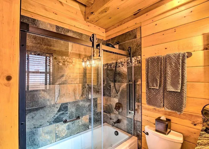 Holiday home Luxury Mountain W/ Furnished Deck + Views! *
