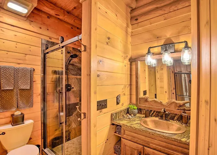 Holiday home Luxury Mountain W/ Furnished Deck + Views! *