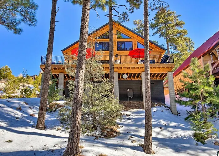 Luxury Mountain W/ Furnished Deck + Views! Holiday home Loma Linda