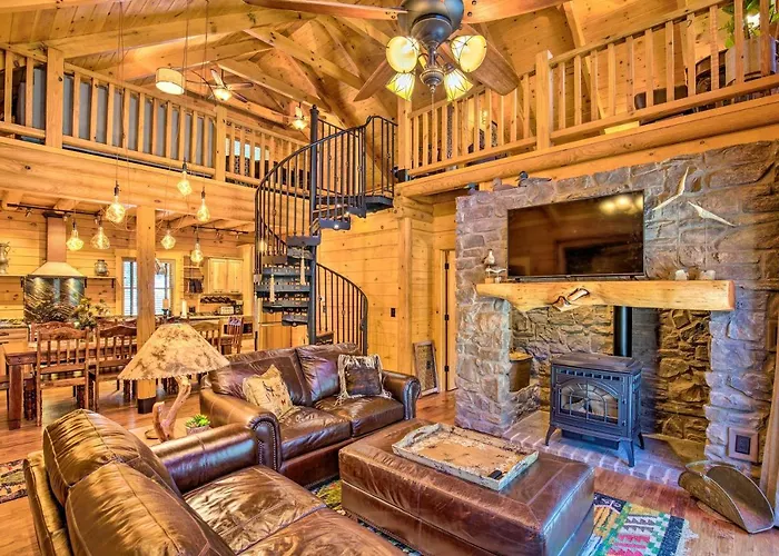 Holiday home Luxury Mountain W/ Furnished Deck + Views! Loma Linda