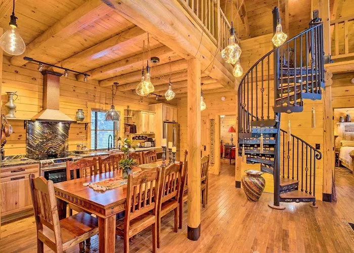 Holiday home Luxury Mountain W/ Furnished Deck + Views! Loma Linda