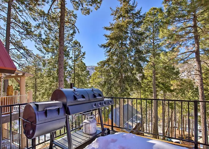 Holiday home Luxury Mountain W/ Furnished Deck + Views! *