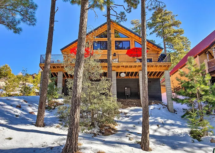 Holiday home Luxury Mountain W/ Furnished Deck + Views! Loma Linda